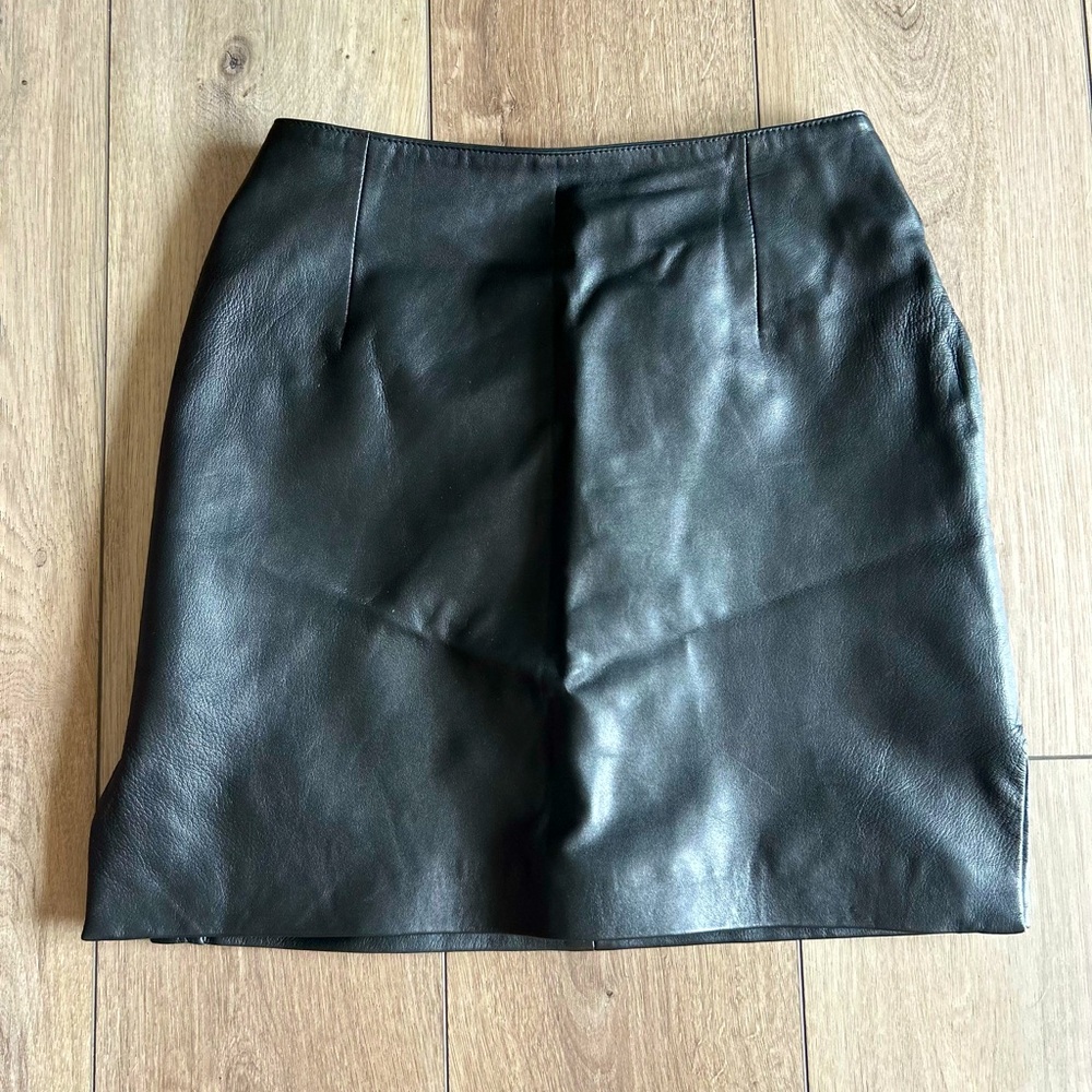 ✨ sold ✨ Hugo Buscati Leather Skirt